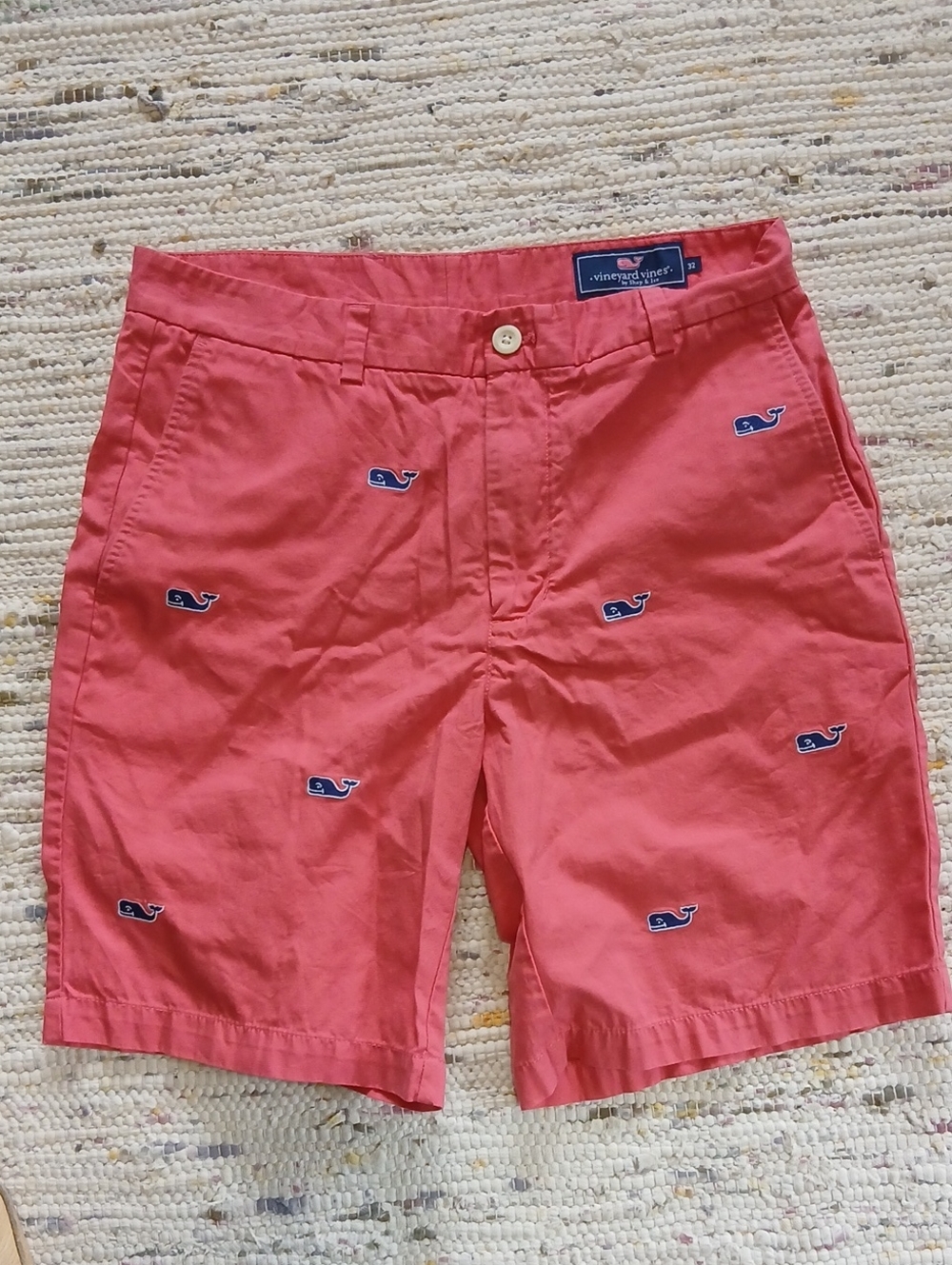 Vineyard Vines Coral Embroidered Whale Flat Front Shorts